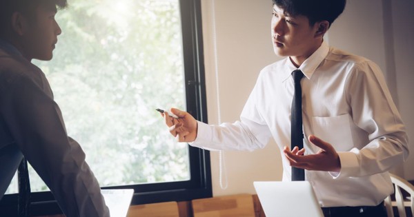 Cầm bằng Thạc sĩ trong tay nhưng vẫn bị đánh giá là “kém cạnh tranh” trên thị trường lao động, tìm việc khắp nơi, nghe DeepSeek phân tích tôi “vỡ lẽ”: Phí thời gian vô ích!