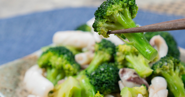 Ăn 2 gam loại dầu này cùng bông cải xanh mỗi ngày, người đàn ông 40 tuổi gan nhiễm mỡ nhận kết quả bất ngờ