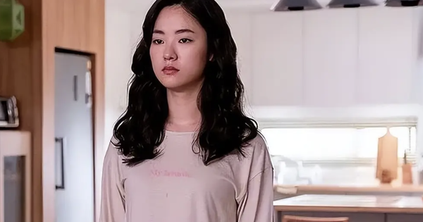 Một kiểu ăn bám mới nhưng hậu quả khôn lường: Con cái bào mòn hết tiền nhưng cha mẹ vẫn tự hào "Con tôi ngoan lắm"