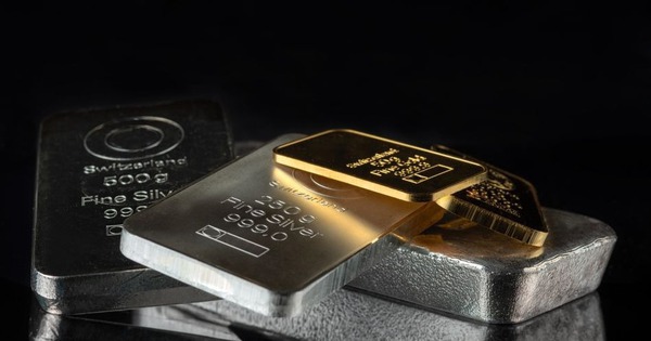 Vàng, bạc lấy lại đà tăng, chuyên gia chốt cứng: "Điều tốt nhất nên làm trong môi trường này là không làm gì cả"