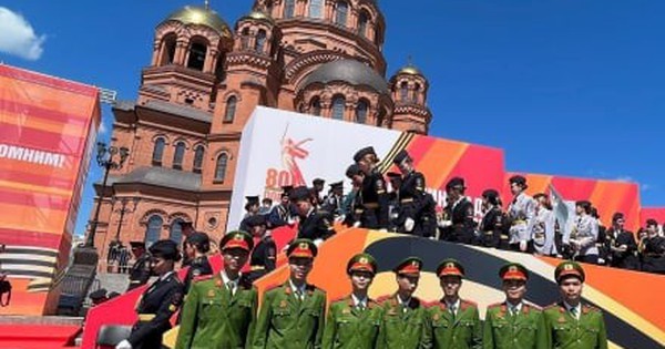 Ngày Chiến thắng 9/5: Quân nhân Việt Nam không chỉ duyệt binh ở Moskva