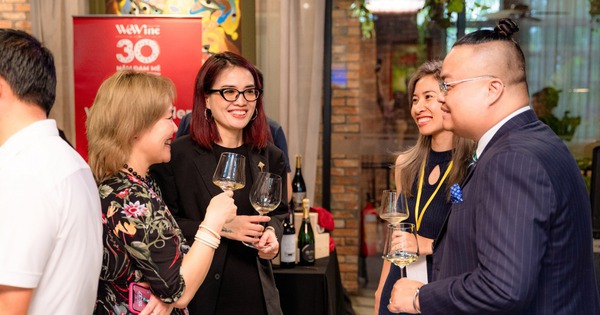 Nghề sommelier tại Việt Nam: Lực lượng tham gia ngày càng trẻ và nuôi ấp ủ nâng tầm ẩm thực Việt trên bản đồ thế giới