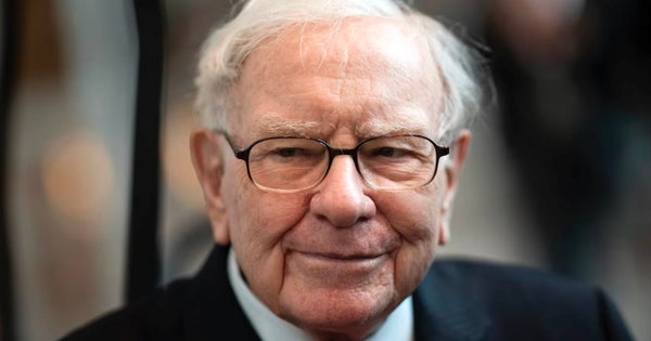 Không còn "ngồi yên", Warren Buffett vừa "mở hầu bao" khối tiền mặt gần 380 tỷ USD để mua một cổ phiếu khi thị trường lao dốc