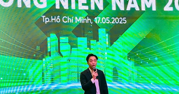 Nguyễn Quốc Cường lần đầu nói những điều chưa ai biết về mẹ: Chắt chiu từng đồng, đi máy bay cũng không chọn hạng thương gia