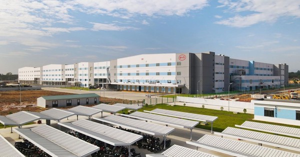 "Vua xe điện" BYD của Trung Quốc chuẩn bị sản xuất "bàn phím diệu kỳ" cho Apple tại Việt Nam