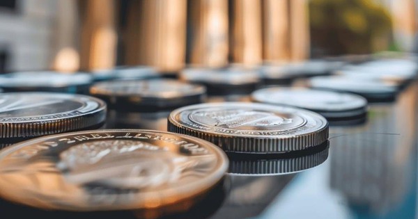Cuộc đua hút tiền gửi: VPBank, SHB, HDBank bứt ...
