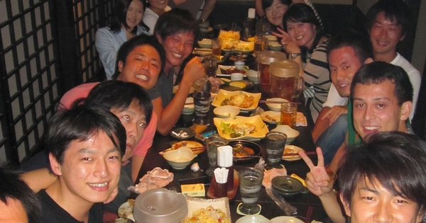 Mở tiệc chia tay đồng nghiệp nhưng sếp không thanh toán, tôi là người chi trả hóa đơn 30 triệu đồng: Vài tháng sau bất ngờ được thăng chức