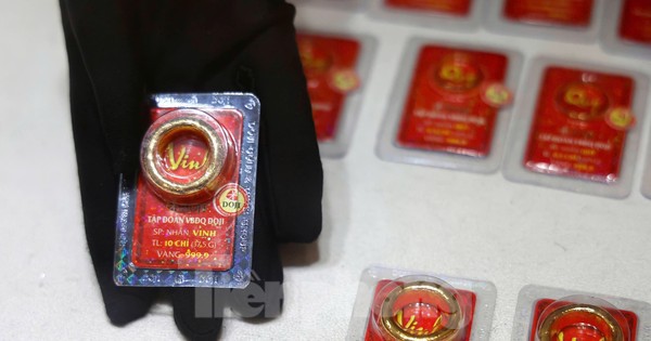 Giá vàng bỗng dưng "bất động"