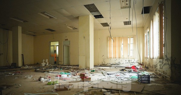 Cảnh hoang tàn, lãng phí tại khu tái định cư bị "bỏ mặc" giữa Thủ đô