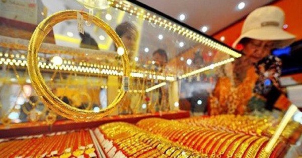 Chiều 27/5: Giá vàng thế giới lao dốc, giá vàng trong nước tiếp tục giảm