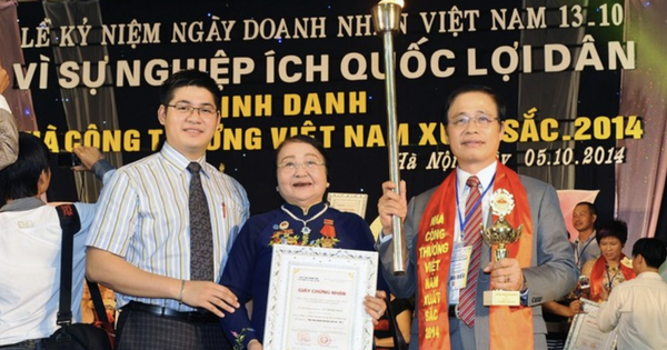 Chân dung thiếu gia của "ông trùm vàng" miền Bắ...