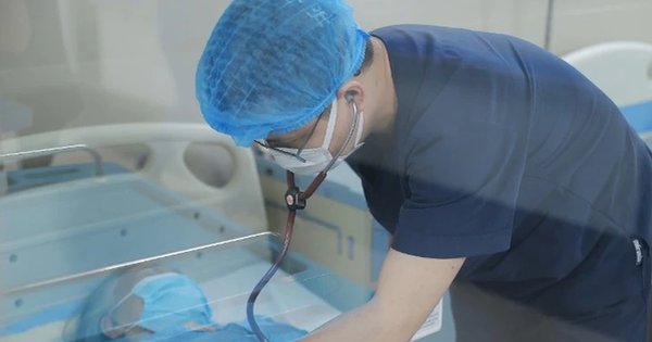 Hà Nội ghi nhận nhiều ca mắc COVID-19 nhất cả nước, Bộ Y tế phối hợp WHO chống dịch