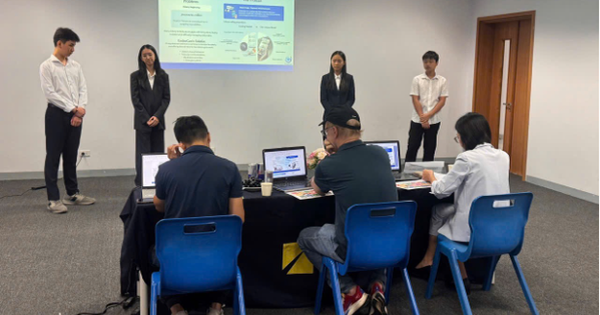 Nhóm bạn cấp 2 dùng AI đọc vị sức khỏe người cao tuổi