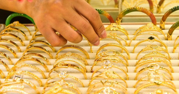 Giá vàng nhẫn, vàng SJC chiều 7/5 quay đầu giảm mạnh