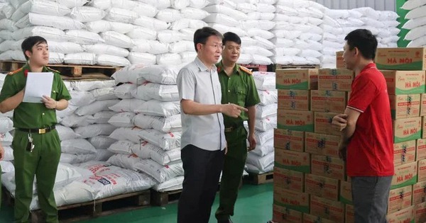 "Đề nghị địa phương cử cán bộ đóng vai người dân đi mua thuốc"