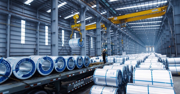 Lãnh đạo Hòa Phát muốn ‘sang tay’ 8,5 triệu cổ phiếu HPG cho người nhà