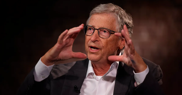 Nữ MC hai lần từ chối tấm séc từ Bill Gates, vị tỷ phú nói thẳng: Cô đã mất cơ hội trở thành MC truyền hình giàu nhất thế giới!