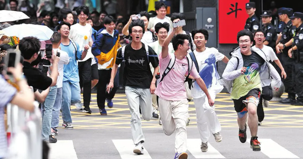 Tuyển sinh đại học Trung Quốc: Bẫy lừa đảo đánh vào tâm lý của phụ huynh, học sinh