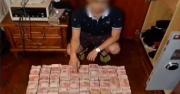 Người đàn ông thất nghiệp nhưng tài khoản ngân hàng giao dịch 10 - 20 tỷ mỗi ngày: Cảnh sát lập tức vào cuộc điều tra, phát hiện sự thật chấn động