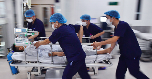 Khi ĐỘT QUỴ trở thành căn bệnh trẻ hóa đáng sợ nhất - Bác sĩ khuyên: Mùa hè nóng nực, ăn 4 món này không khác gì mời tử thần vào cửa!