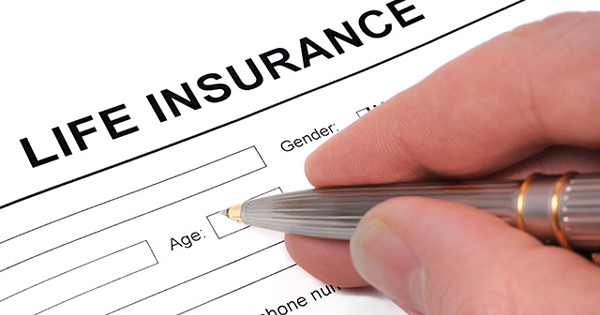 Từ 1/7, ngừng triển khai hàng loạt sản phẩm bảo hiểm nhân thọ: Khách hàng đã đóng phí đầy đủ nhưng chưa được phê duyệt hợp đồng sẽ ra sao?