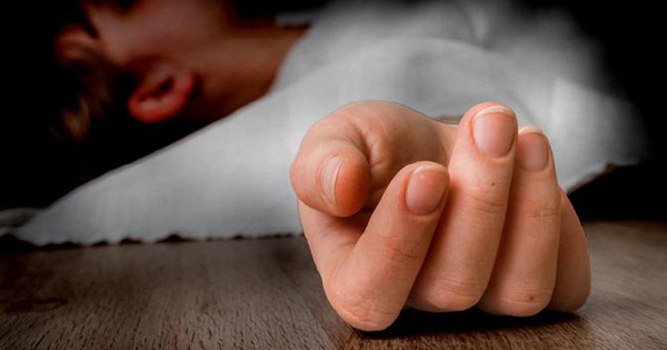 Bé trai 15 tuổi đột quỵ vì cha mẹ tưởng con bị cảm cúm, tự đi mua thuốc cho con uống: 1 DẤU HIỆU cảnh báo nhưng bị nhiều người xem nhẹ