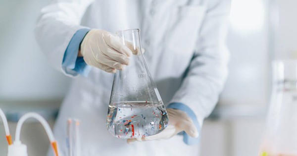 Bất ngờ với 2 thực phẩm giúp lọc tới 90% vi nhựa trong nước: Việt Nam có sẵn 1 loại