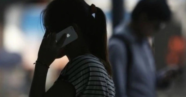 Công an cảnh báo thủ đoạn lừa đảo mới, đặc biệt khó phát hiện vì người dùng nào cũng có thói quen này!