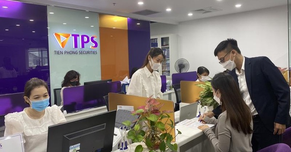 Biến động lớn tại Chứng khoán Tiên Phong: 3 thành viên Hội đồng quản trị xin từ nhiệm trong cùng 1 ngày