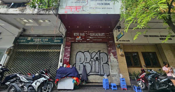 Hàng loạt mặt bằng ở TP HCM vẫn bỏ trống thời gian dài, điều gì đang xảy ra?