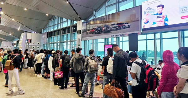 Sân bay Vinh đóng cửa 6 tháng, khách đã mua vé giải quyết thế nào?