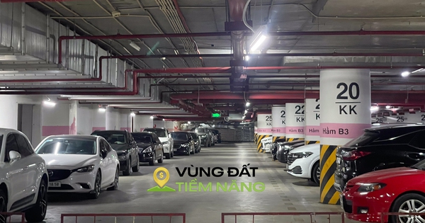 Hầm để xe rộng hơn một phường ở Hà Nội, nằm dưới khu đô thị của Vinhomes