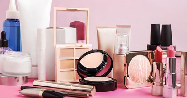 Danh sách 35 loại mỹ phẩm vừa bị Cục Quản lý dược ra quyết định thu hồi: Có cả Anessa, Hadalabo...