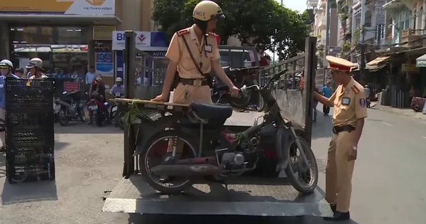 TP Hồ Chí Minh loại bỏ xe máy cũ nát khỏi đô thị