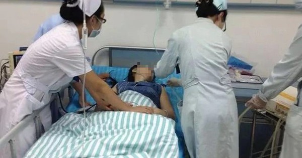 Trào lưu “chanh liều cao” khiến cô gái 27 tuổi nhập viện cấp cứu chỉ sau 7 ngày thực hành: Bác sĩ cảnh báo hậu quả khôn lường