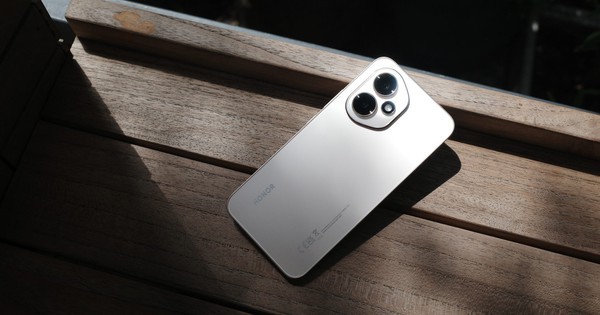 Dòng smartphone Honor 400 lên kệ Việt: Có khả năng phát hiện cuộc gọi lừa đảo bằng AI, giá chỉ từ 8,99 triệu đồng