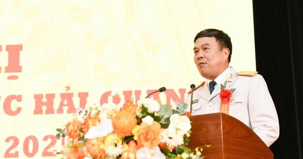 Hải quan bắt giữ gần 2 tấn ma túy