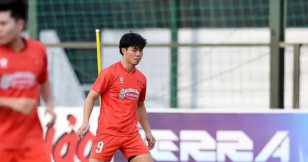 Công Phượng chia tay tuyển Việt Nam, HLV Kim Sang-sik thêm ‘đau đầu’