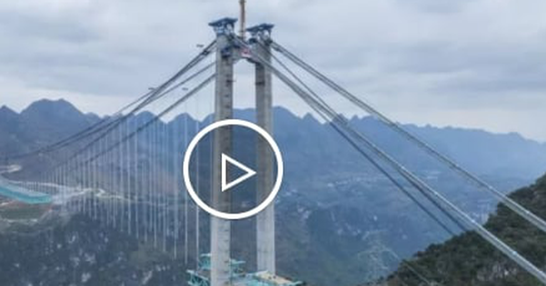 Cây cầu cao nhất thế giới ở Trung Quốc, rút ngắn quãng đường 70 phút còn 2 phút