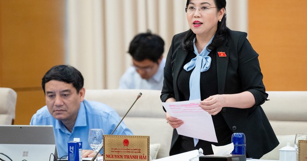 Bà Nguyễn Thanh Hải: Táo bán ở tiệm đắt tiền, mua về để mấy tháng không hỏng, ruồi nhặng còn chê