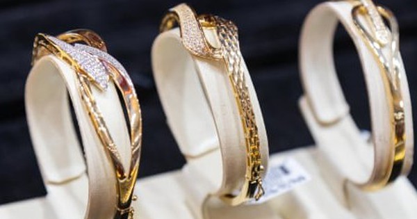 Giá vàng hôm nay 6/6: Đảo chiều giảm, giằng co quanh mốc 3.350 USD/ounce