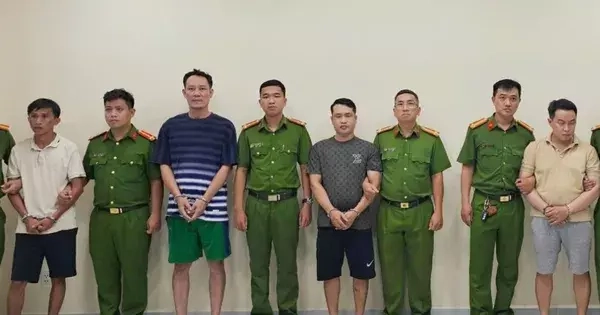 Phá đường dây sản xuất, mua bán dầu nhớt giả quy mô lớn ở TPHCM