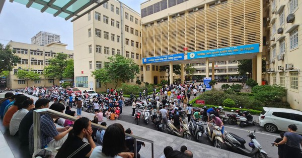 1 trường THCS mới tuyển sinh năm đầu tiên đã có tỷ lệ chọi 1/16: Phụ huynh, học sinh Hà Nội “đổ xô” nộp hồ sơ vì điều này