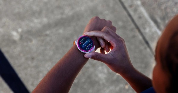 Hãng đồng hồ Mỹ dẫn đầu thị trường smartwatch Việt Nam năm 2024 với 32% thị phần, ghi nhận lượng người dùng tăng 50%