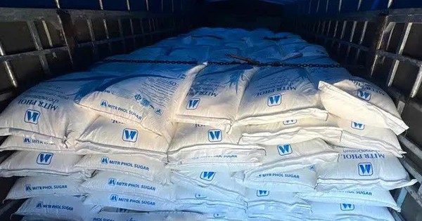 Hà Tĩnh: Bắt giữ xe tải chở hơn 35 tấn đường trắng không rõ nguồn gốc