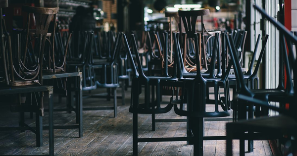 Tiếng kêu cứu của các nhà hàng tại Mỹ: Chi phí tăng, khách hàng than đắt, còn lựa chọn nào ngoài đóng cửa?