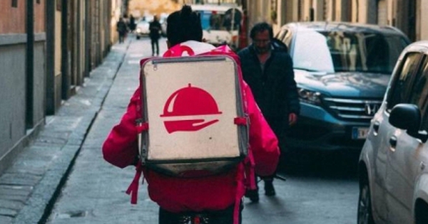 Theo trào lưu ‘làm shipper để giảm cân’, người đàn ông giảm 8,5kg trong 1 tháng