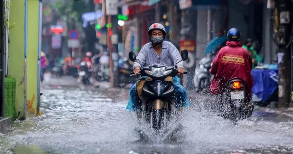 Miền Bắc đón mưa lớn, Thuỷ điện Hoà Bình liên tiếp mở cửa xả đáy