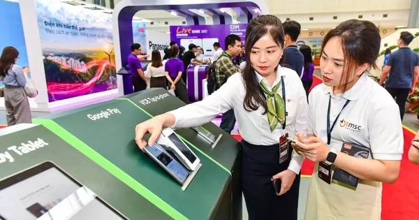 Thấy gì từ làn sóng cắt giảm nhân sự ngân hàng?