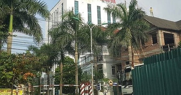 Cổ phiếu SDA “nằm sàn” sau tin doanh nghiệp bị xử phạt nặng vì vi phạm công bố thông tin